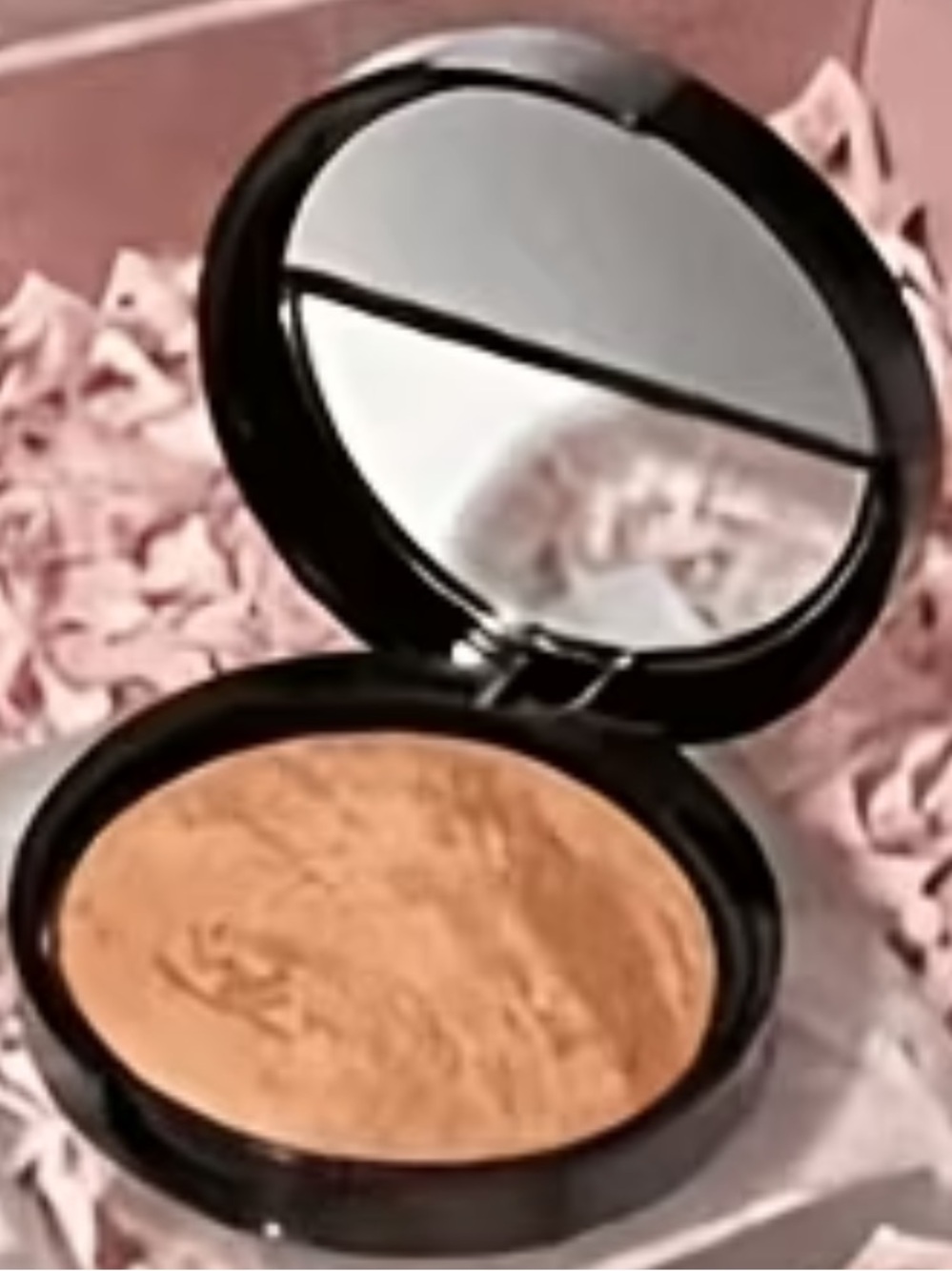 Baked Pressed Powder Foundation Light Beige 03 New in Box